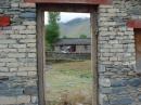 daocheng.xinduqiao-house.trhough.door * 1280 x 960 * (321KB)