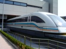 shanghai-maglev-head.out.of.station.2 * 640 x 480 * (151KB)